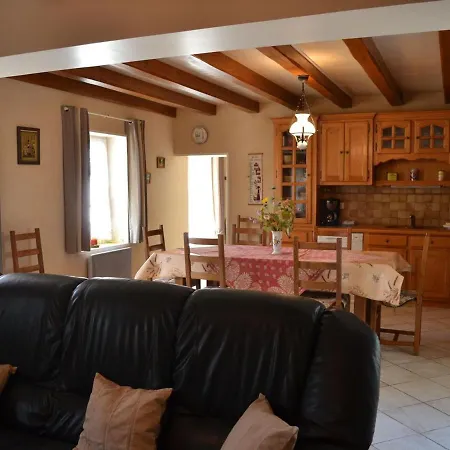 Confortable Au Bord De La Riviere Avec Wi-fi - Fr-1-653-117 * Saint-Genis-d'Hiersac