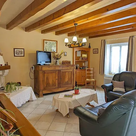 Dom wakacyjny Confortable Au Bord De La Riviere Avec Wi-fi - Fr-1-653-117