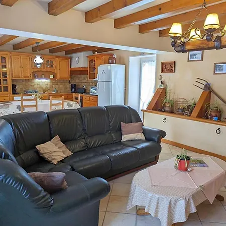 Confortable Au Bord De La Riviere Avec Wi-fi Casa rural Saint-Genis-d'Hiersac