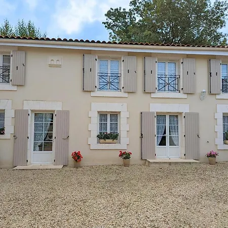 Dom wakacyjny Confortable Au Bord De La Riviere Avec Wi-fi - Fr-1-653-117 *