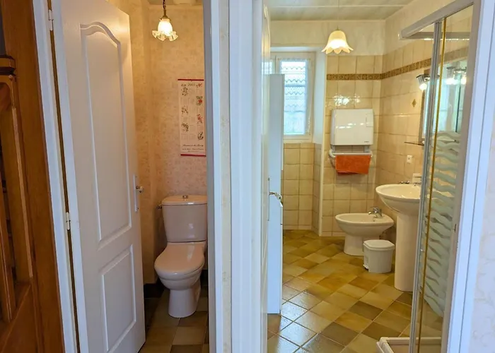 Confortable Au Bord De La Riviere Avec Wi-fi - Fr-1-653-117 Vakantiehuis