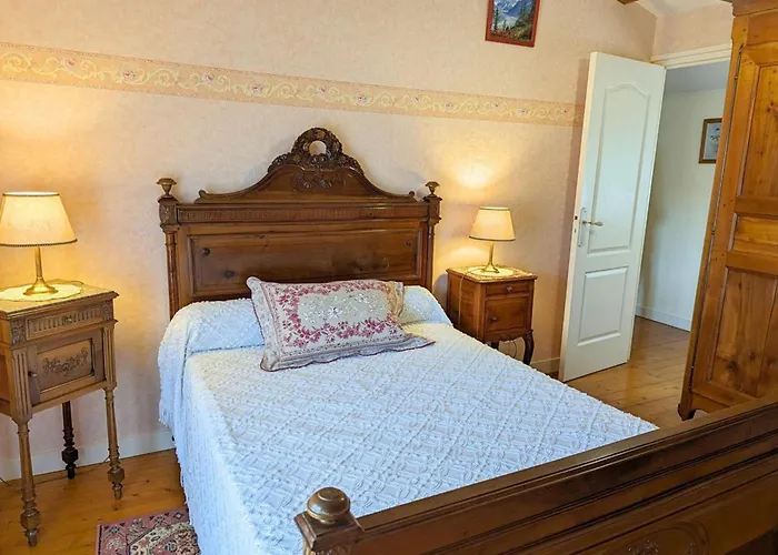 Confortable Au Bord De La Riviere Avec Wi-fi - Fr-1-653-117 Vakantiehuis Saint-Genis-d'Hiersac