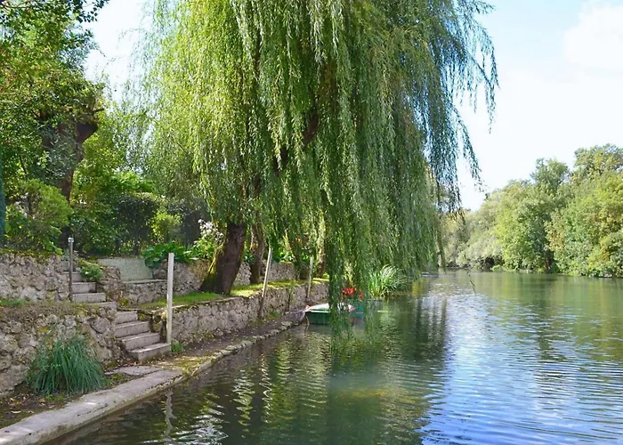 Confortable Au Bord De La Riviere Avec Wi-fi - Fr-1-653-117 * Saint-Genis-d'Hiersac